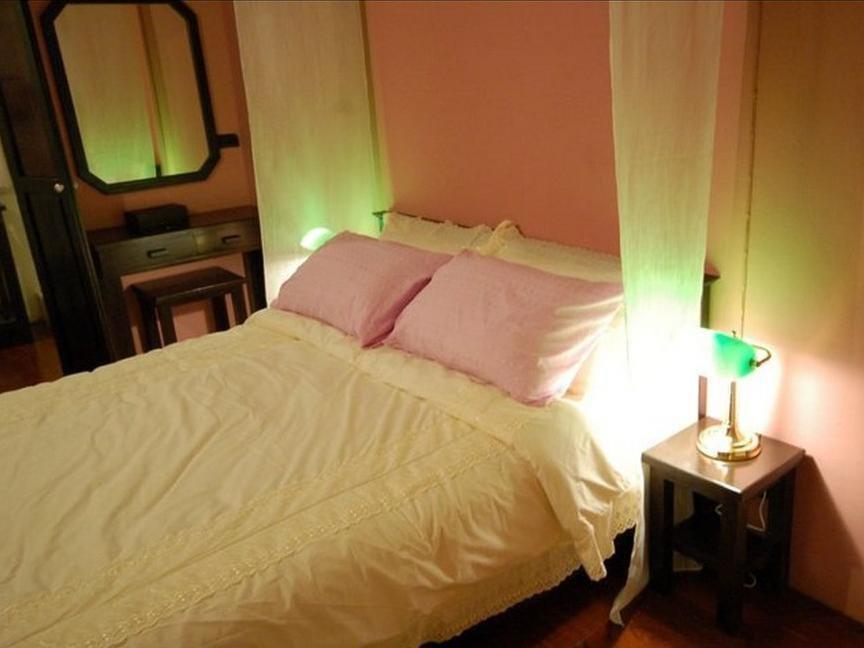 Niras Bankoc Hostel Бангкок Экстерьер фото