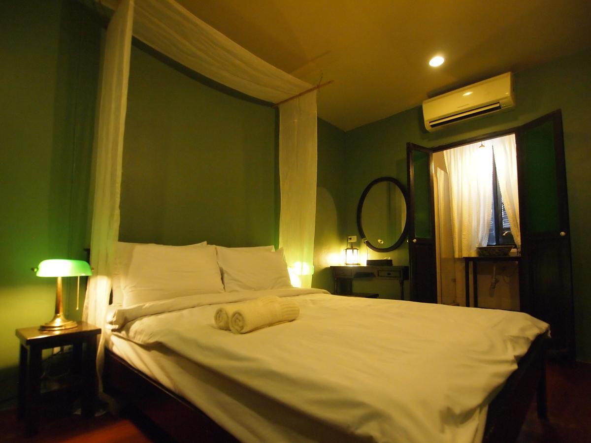 Niras Bankoc Hostel Бангкок Экстерьер фото