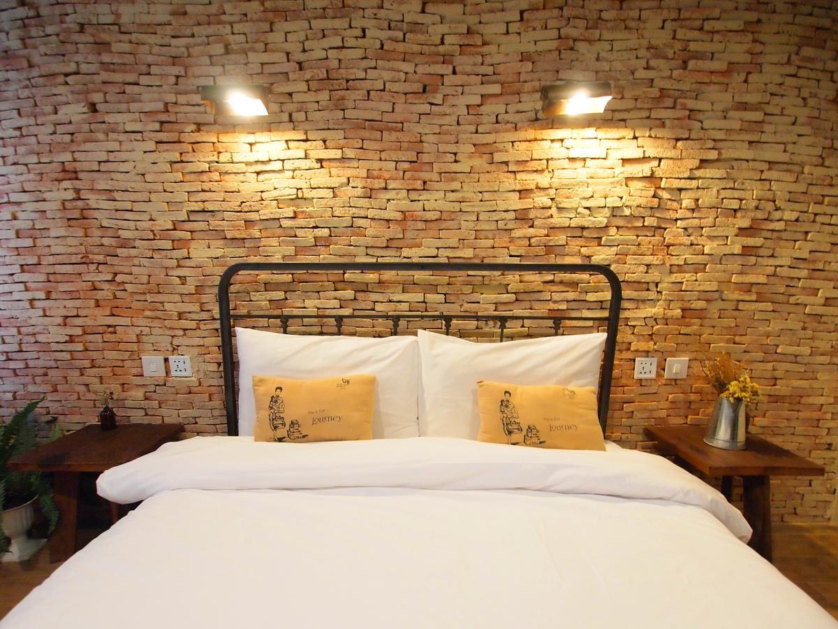 Niras Bankoc Hostel Бангкок Экстерьер фото