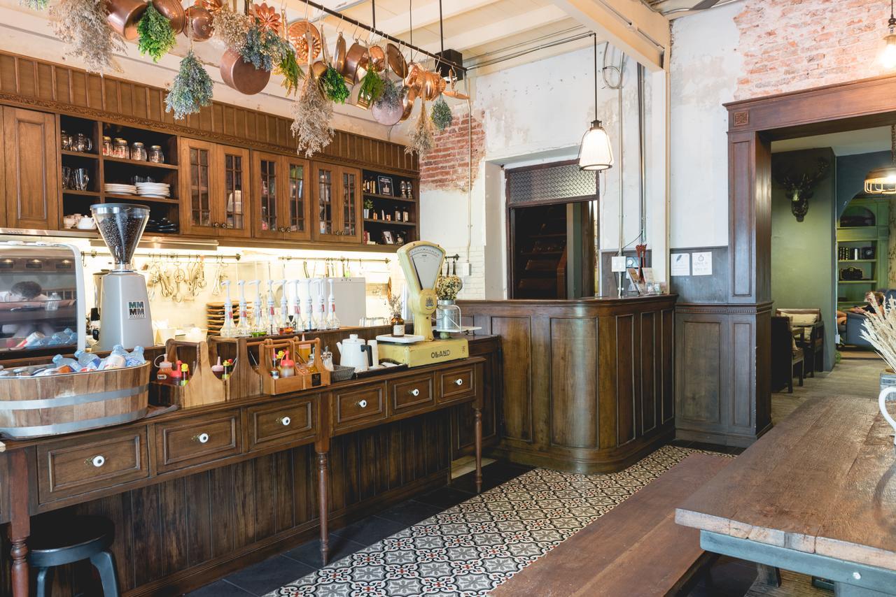 Niras Bankoc Hostel Бангкок Экстерьер фото